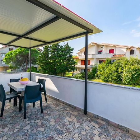 Apartments Anica F Lopar Exterior foto